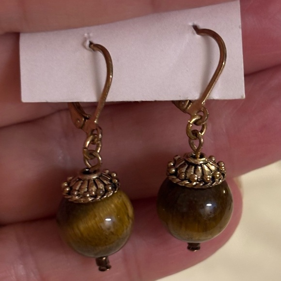 Gold Tone Tiger Eye Dangle Earrings - Picture 2 of 3
